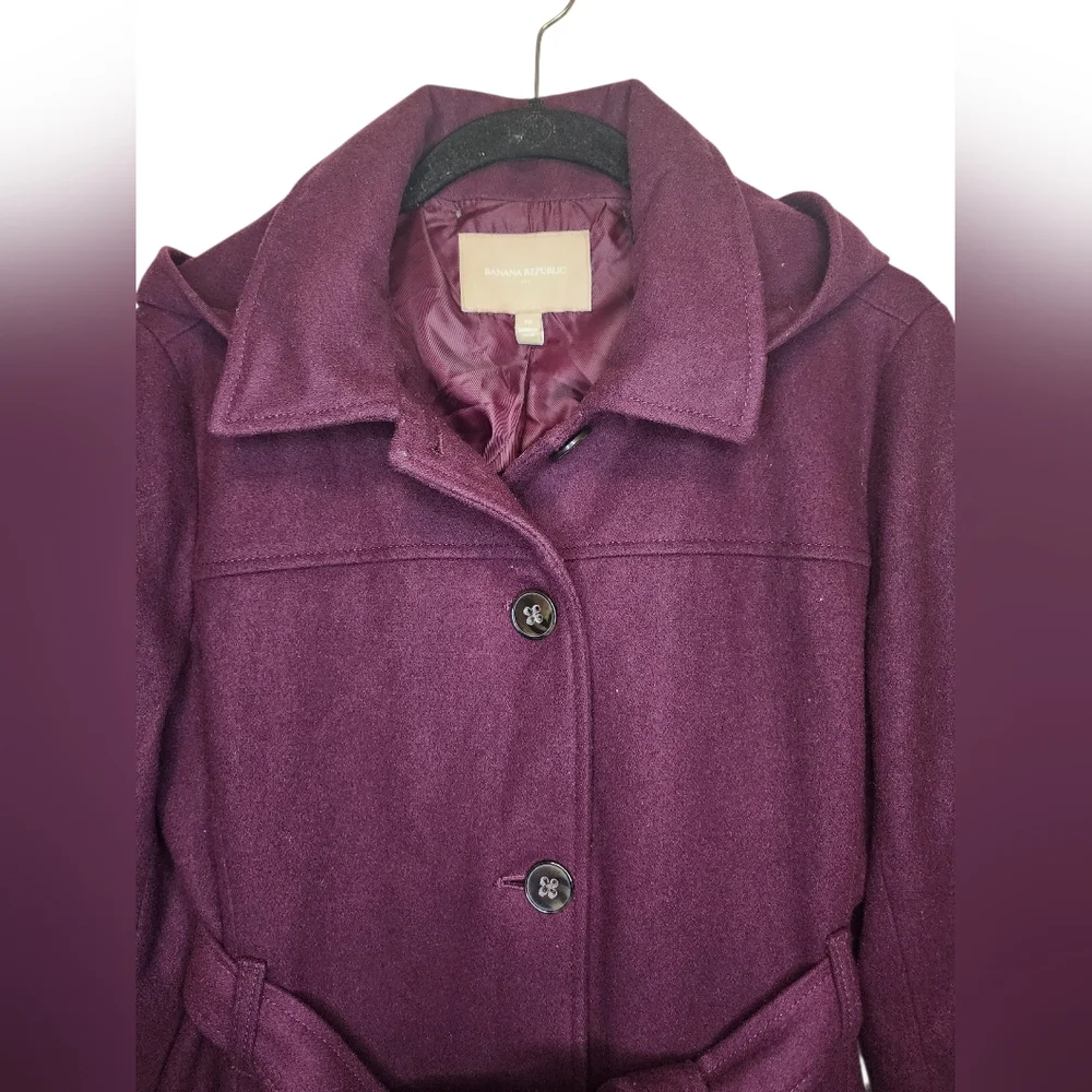 Banana Republic ​brand banana